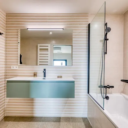 Le Clos Dore *