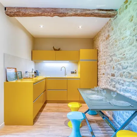 Le Clos Dore *
