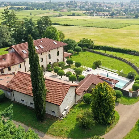 Le Clos Dore Guest house *